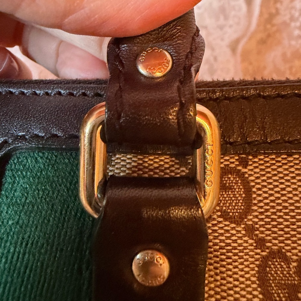 Gucci Beige and Red Shoulder Bag - Picture 9 of 12